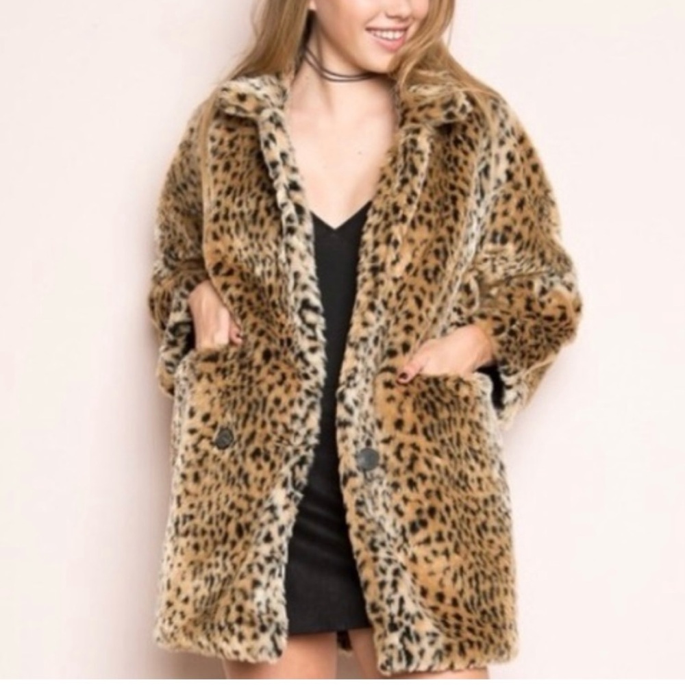 Brandy Melville Leopard Print Faux Fur Coat, One Size, Mid-Thigh Length - Picture 5 of 10